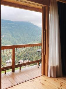 Φωτογραφία από το άλμπουμ του Dreamy Garden Cabin σε Gundauri