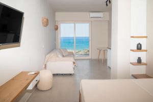 Μια τηλεόραση ή/και κέντρο ψυχαγωγίας στο Elia Suites