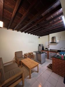 Η κουζίνα ή μικρή κουζίνα στο Lalitpur Stay