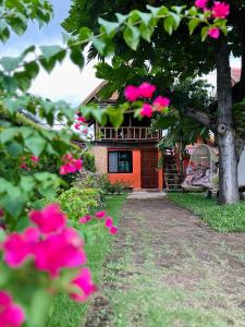 En have udenfor Thai Tom s GuestHouse + 99 billeder