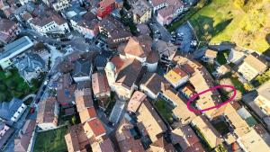 Άποψη από ψηλά του Lòbia Parrocchiale