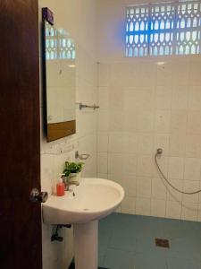 Koupelna v ubytování Westrom Villa Ocean Front + 41 fotografií