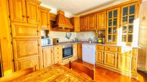 Kuchyň nebo kuchyňský kout v ubytování Appartamento Pietro Micca 60 - Affitti Brevi Italia