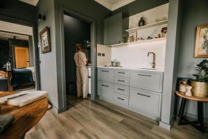 Fotografie z fotogalerie ubytování Stunning couples getaway - Outdoor cinema and fire v destinaci Warrnambool