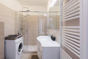 Koupelna v ubytování Lenno, exceptionnel toit terrasse