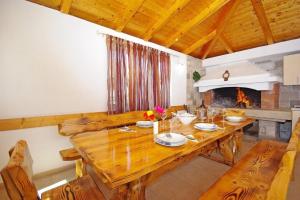 Fotografie z fotogalerie ubytování Family friendly house with a swimming pool Zavojane, Zagora - 23737 v destinaci Vrgorac