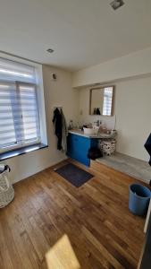 Φωτογραφία από το άλμπουμ του Small house in a historic and popular neighborhood σε Tournai