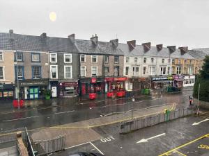 Η γειτονιά γύρω από ή μία γειτονιά κοντά σε αυτό το διαμέρισμα