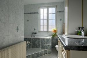 Ένα μπάνιο στο À L'ancienne Boulangerie - Chambres +68 φωτογραφίες