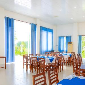 Restaurace v ubytování Khách Sạn Ngọc Hân