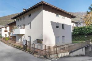 Το κτήριο όπου στεγάζεται  η παραθεριστική κατοικία