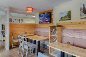 Μια τηλεόραση ή/και κέντρο ψυχαγωγίας στο Schwedenhaus Wismar