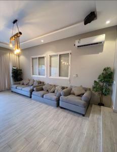 Posezení v ubytování فيلا ساحل القمر-درة العروس