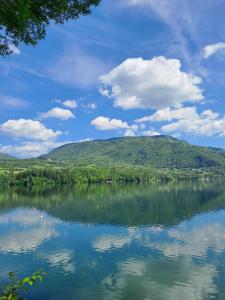 Φυσικό τοπίο κοντά σε αυτή η παραθεριστική κατοικία