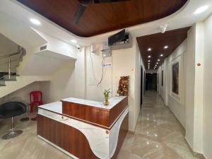 Μια τηλεόραση ή/και κέντρο ψυχαγωγίας στο Hotel O Sindhu Palace