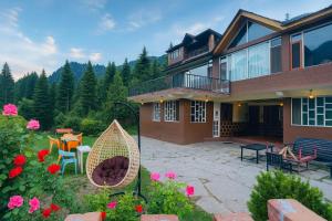 Zahrada ubytování Manu Villa, Manali - A Beautiful Cottage towards Snow Capped Mountains