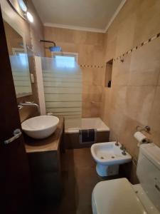 Ένα μπάνιο στο Hornero House +17 φωτογραφίες