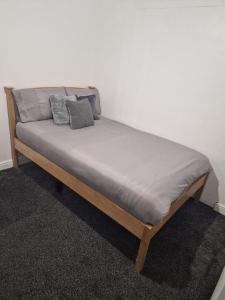 Postel nebo postele na pokoji v ubytování Nightingale