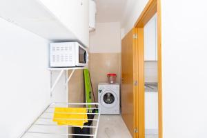 Fotografie z fotogalerie ubytování New building - 1 min away from the main road v destinaci Santa Maria