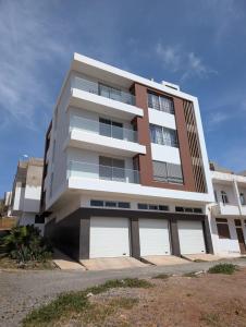 Το κτήριο όπου στεγάζεται  το διαμέρισμα