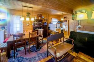 Posezení v ubytování Kedra Village Retreats - Mountain Escape