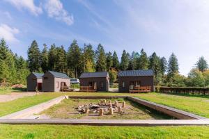 Κήπος έξω από το Tinyhouse Wald-Lilly