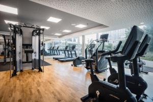 Fitness centrum a/nebo fitness zařízení v ubytování Hilton Garden Inn Brussels Airport + 75 fotografií