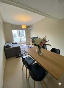 Χώρος καθιστικού στο Lavalle 1185