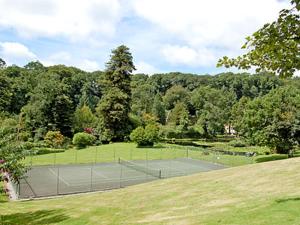 Saint CleerにあるSeatonの野原中のテニスコート +7枚の写真