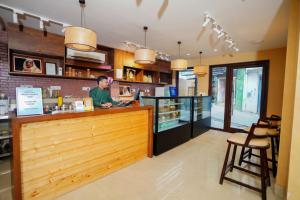 Επισκέπτες που μένουν στο MVT Guesthouse & Restaurant (Rishikesh)