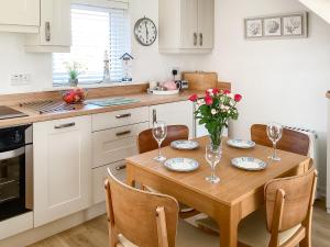 Køkken eller tekøkken på Dunstanburgh View