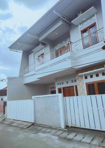 Budova, kde se vila nachází