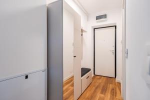 Φωτογραφία από το άλμπουμ του The Velvet by Blvd 44B5 - Premium City Retreat with Parking στο Βουκουρέστι