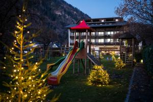 Herní místnost nebo prostor pro děti v ubytování Familiengut Hotel Burgstaller