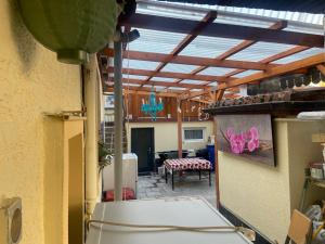 Φωτογραφία από το άλμπουμ του Einzelne Zimmer mit Gemeinschaft Dusche στο Μάιντς