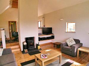 TV a/nebo společenská místnost v ubytování Feriniquarrie