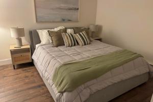 Ένα ή περισσότερα κρεβάτια σε δωμάτιο στο First Tracks Chalet