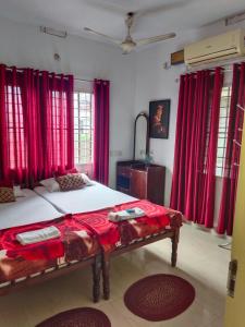 Ένα ή περισσότερα κρεβάτια σε δωμάτιο στο ChristVille