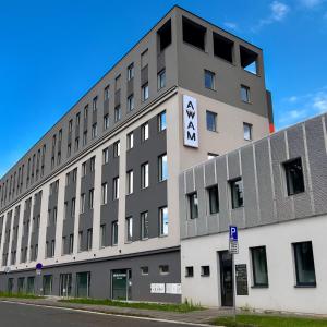 Το κτήριο όπου στεγάζεται  το ξενοδοχείο διαμερισμάτων