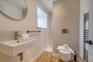 Vannituba majutusasutuses Burnham Loft +17 fotot