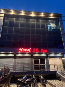 Το κτήριο όπου στεγάζεται  το ξενοδοχείο