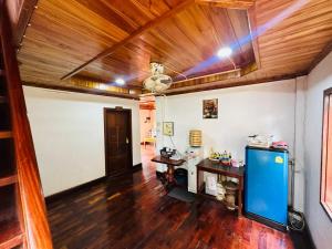 Kuchyň nebo kuchyňský kout v ubytování Silikhan GH