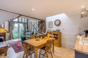 Kuchyň nebo kuchyňský kout v ubytování 1 Bed in Saxmundham oc-f34020 + 8 fotografií