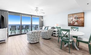 Gallery image of One Seagrove Place 1404 in Seagrove Beach +33 photos