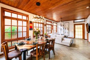 Istumisnurk majutusasutuses Relaxing Tropical Villa Near The Beach