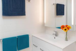 Billede fra billedgalleriet på Strand Stay Steps to Waterpark & Beach in Townsville i Townsville