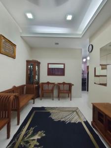 Χώρος καθιστικού στο Pinggiran Bayu Homestay