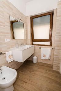 Ένα μπάνιο στο IL CENTRO rooms +4 φωτογραφίες