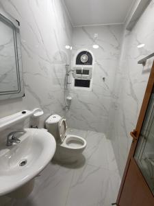 Koupelna v ubytování Marlik hostel