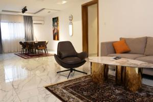 Posezení v ubytování Creekwood Haven